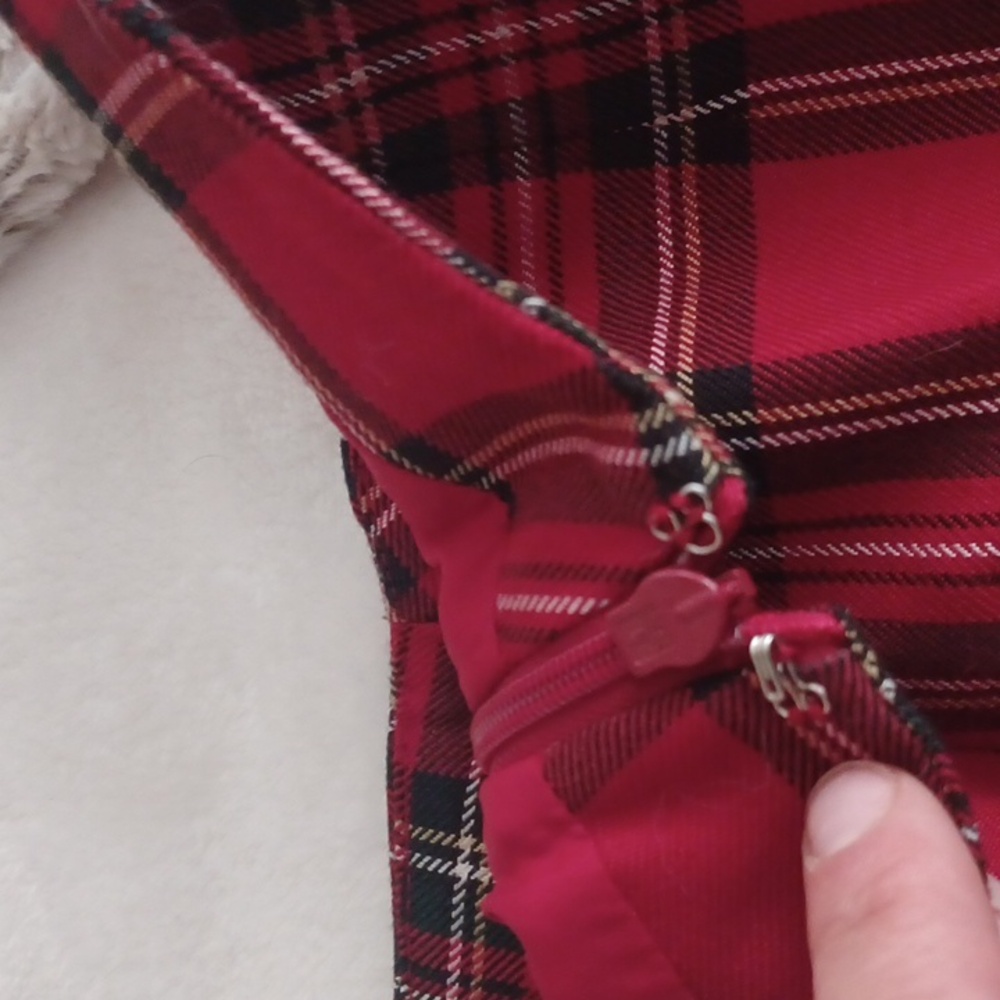 NWOT Talbots Red Plaid Pencil Skirt - Picture 3 of 7